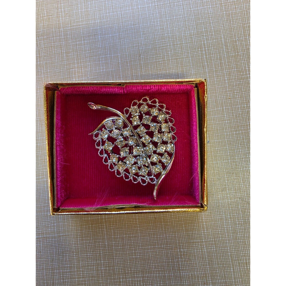 Vintage Silver Tone Rhinestone Leaf Brooch Filigree Heart Shape Pin with Box